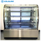 Kue kaca melengkung menampilkan lemari es dan peralatan roti freezer dengan CE / ETL